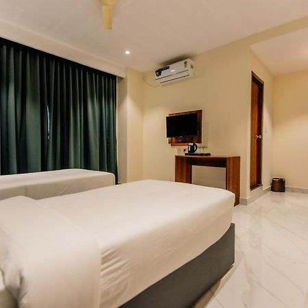 No 7 Vista Otel Bangalore Dış mekan fotoğraf