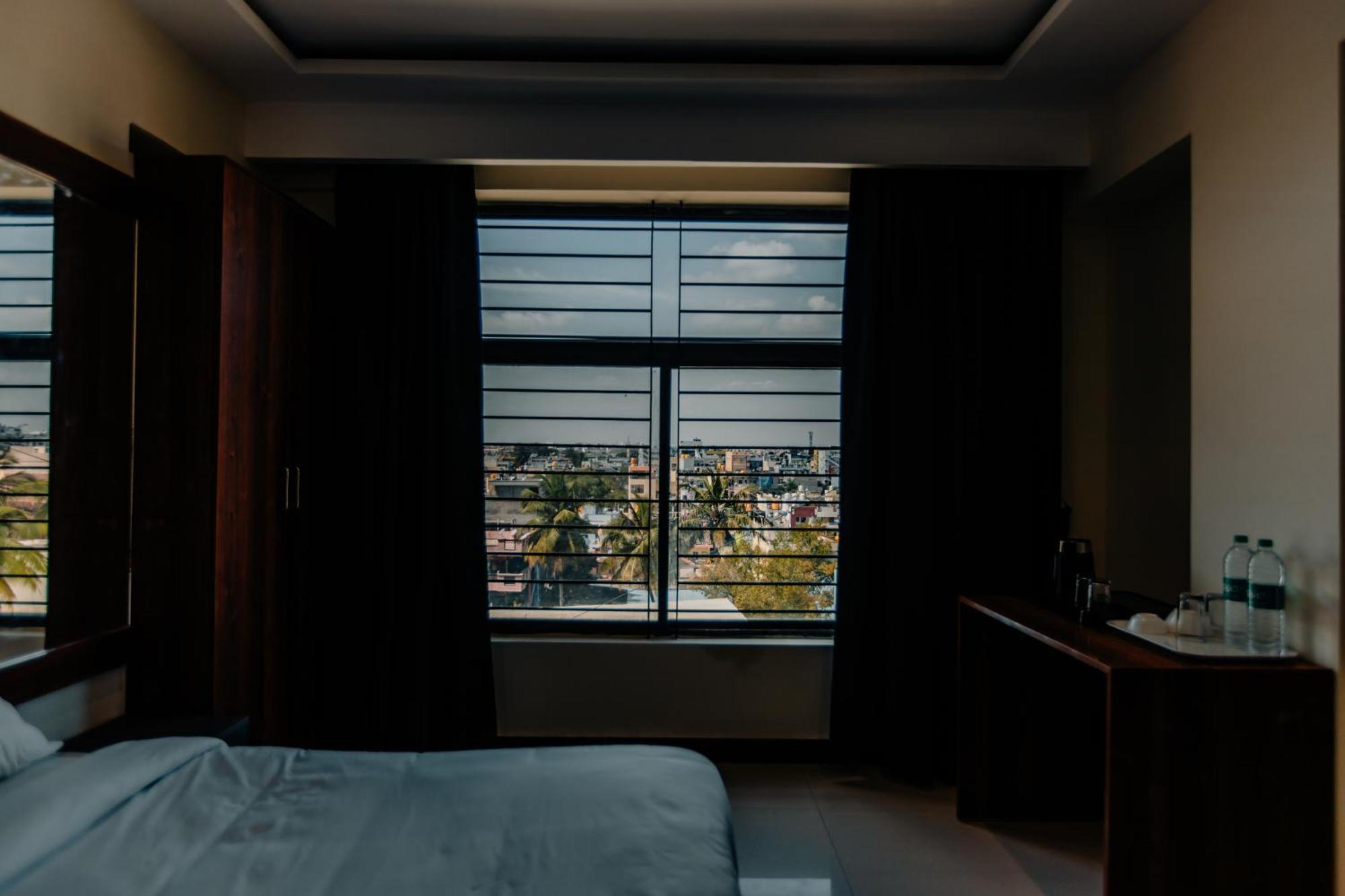 No 7 Vista Otel Bangalore Dış mekan fotoğraf