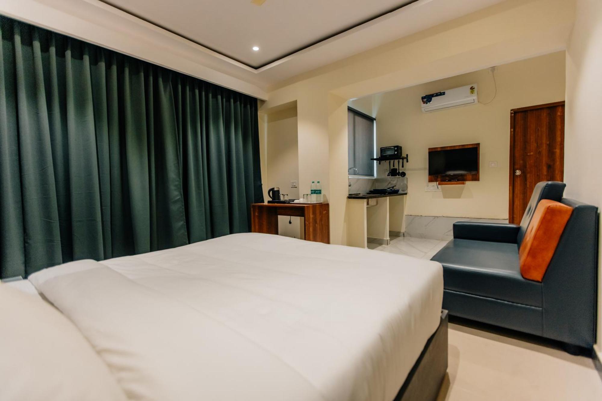 No 7 Vista Otel Bangalore Dış mekan fotoğraf